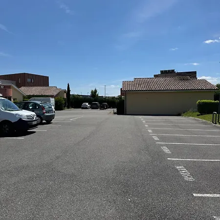Climatise, Vue Sur L'etang Apartment *